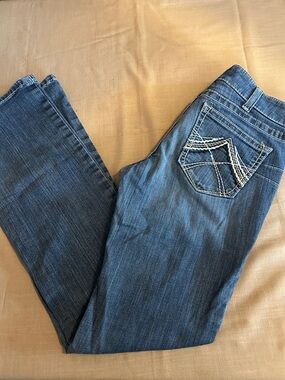 EUC Ariat Women's Medium Blue Boot Cut Jeans with Contrast Stitching